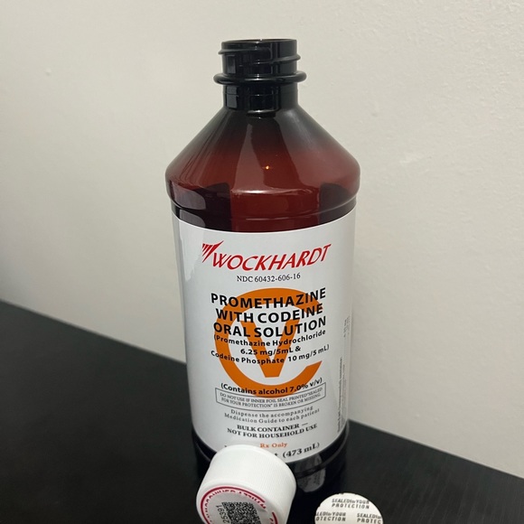 (Empty) Wockhardt Bottle - Picture 2 of 3